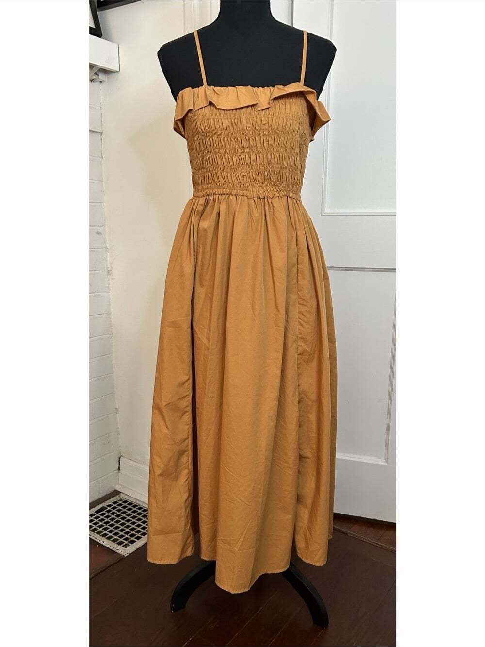 BNWOT Long Sleeveless Dress with Smocked Top and Ruffle Size M